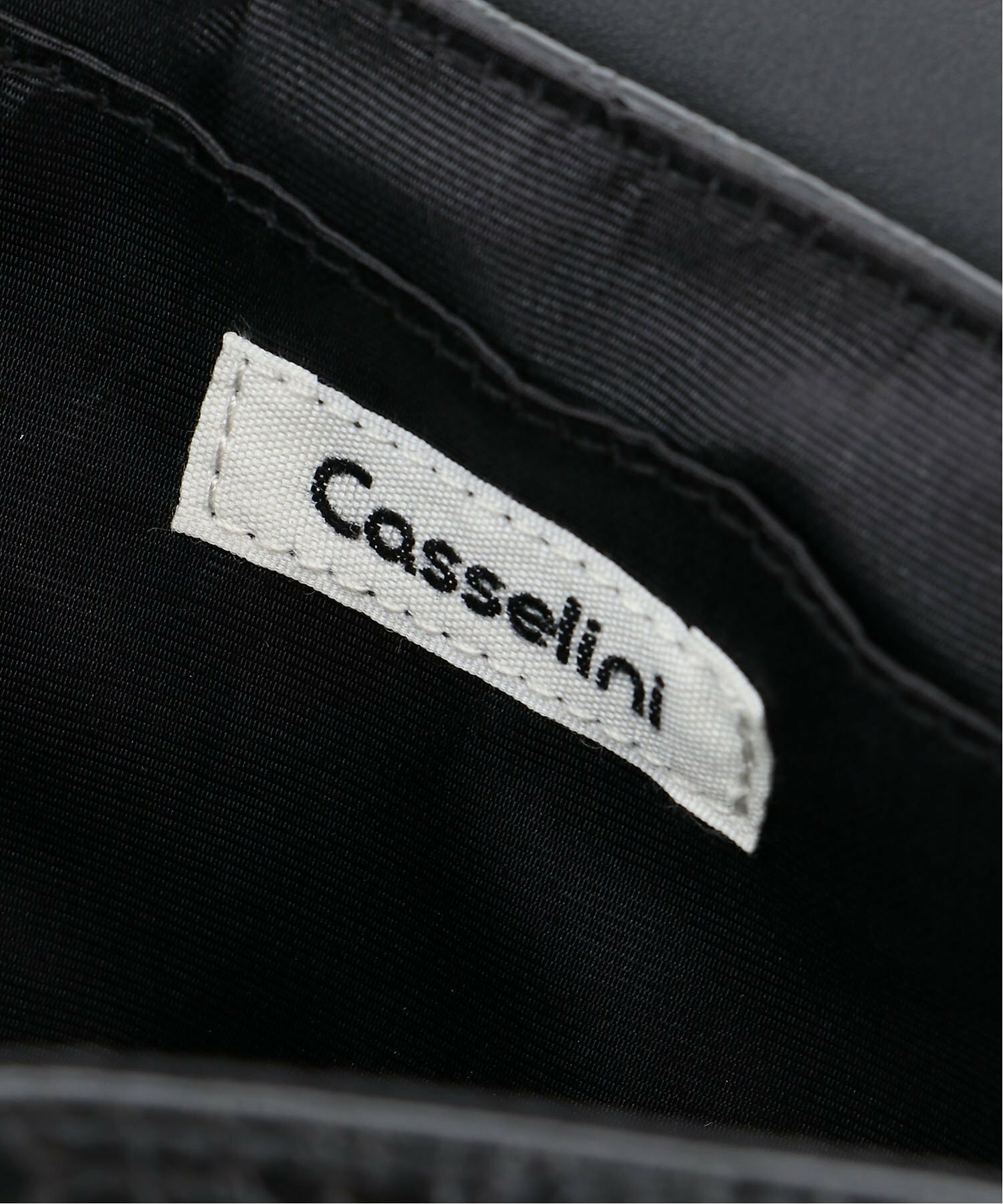 Casselini/パフィーシルエットショルダー